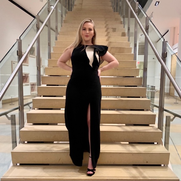 Meet your Posher, Jackie - Picture 1 of 1